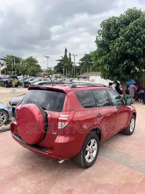 Toyota RAV4 2011 Red