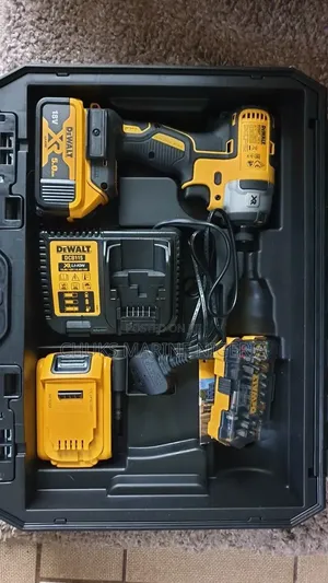 Dewslt Cordles Import Drill Machine