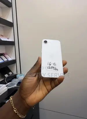Apple iPhone 16e 128 GB White