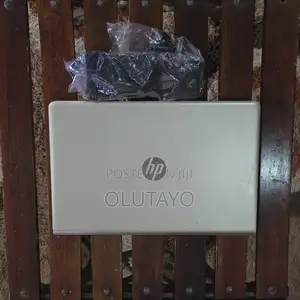 Laptop HP Pavilion 15 8GB Intel Core i5 HDD 1T