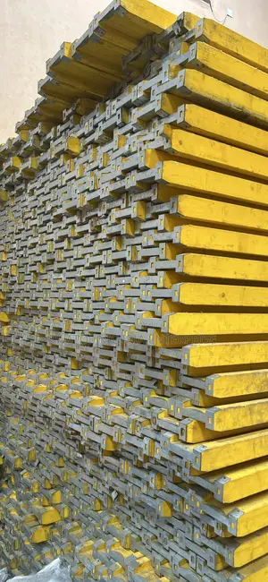 H20 Wooden Beam
