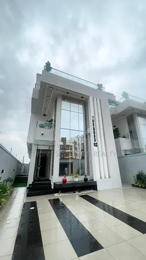 5bdrm Duplex in Lekki Phase 1 for sale