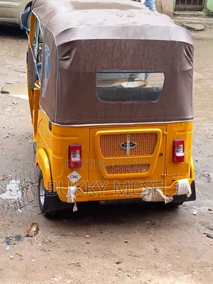 New Bajaj RE 2026 Yellow