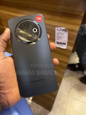 Tecno Spark 30C 128 GB Black