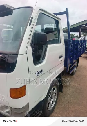 Toyota Dyna 100 Petrol Engine New Model Normal Hand
