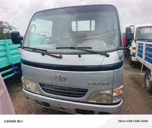 Toyota Dyna 100 Petrol Engine New Model Normal Hand