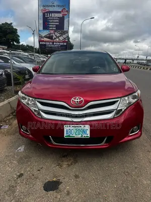 Toyota Venza 2010 Red
