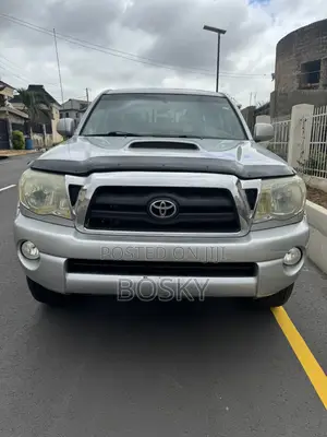 Toyota Tacoma 2006 Silver