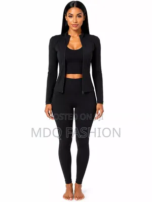Black 2-Piece Halter Crop Top Leggings Set