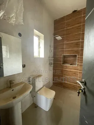 3bdrm Block of Flats in Wuye for sale