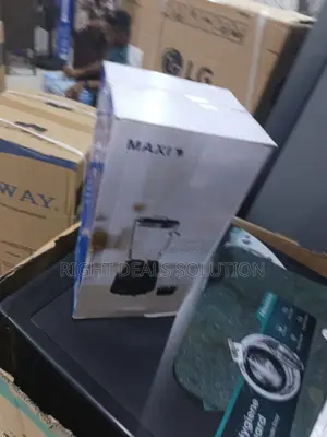 Maxi Food and Juice Blender