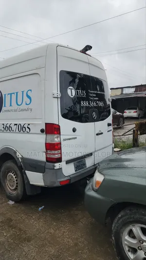 Mercedes-Benz Sprinter 2012 White