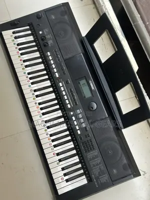 Yamaha PSR E433