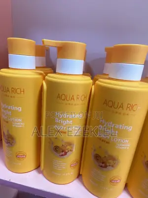 Aquarich Lotion Tumeric Vitamin C( 12pcs) Ct