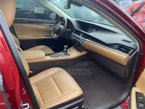 Lexus ES 350 FWD 2016 Red