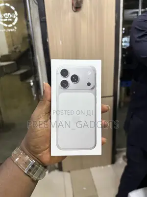 New Apple iPhone 17 Pro 256 GB White