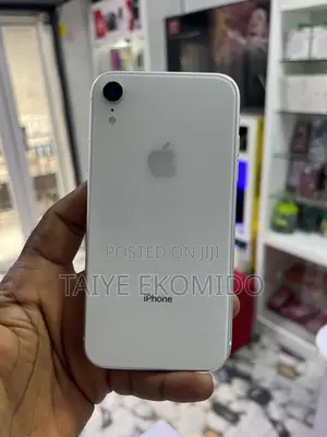 Apple iPhone XR 64 GB