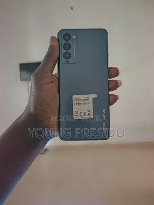 Tecno Camon 18 128 GB Blue