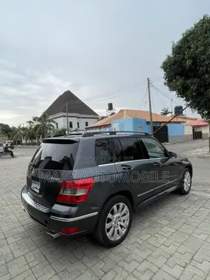 Mercedes-Benz GLK-Class 350 4MATIC 2010 Gray