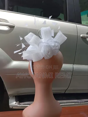 Fascinator