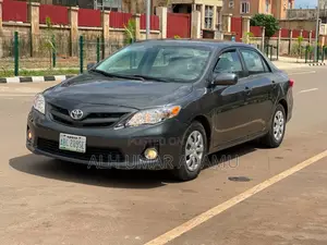 Toyota Corolla 2012 Gray