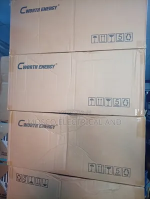 4.2kva/24volts Cworth Hybrid Inverter