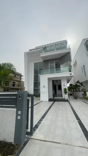 5bdrm Duplex in Pinnock Estate, Osapa london for sale