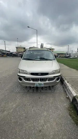 Hyundai H-100 1997 Silver