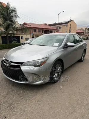 Toyota Camry 2017 Silver