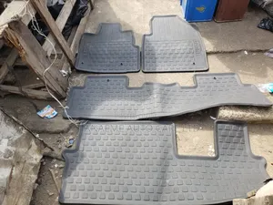 Honda Pilot 2010 Footmat Rubber Carpet