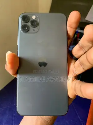 Apple iPhone 11 Pro Max 64 GB
