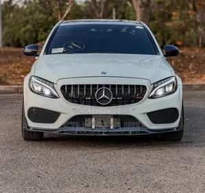Mercedes-Benz C450 2016 White