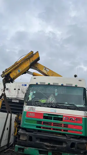 18 Tons Hiab Truck(crane Truck)