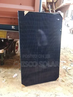 500w Canadian All Black Solar Panels