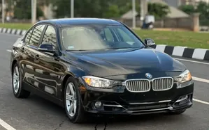 BMW 320i Sedan RWD 2013 Black