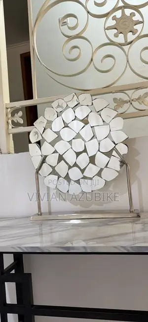 Beautiful Mirror Decoration