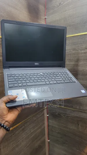 Laptop Dell Inspiron 15 3000 8GB Intel Core i5 HDD 1T
