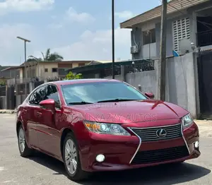 Lexus ES 2015 Red
