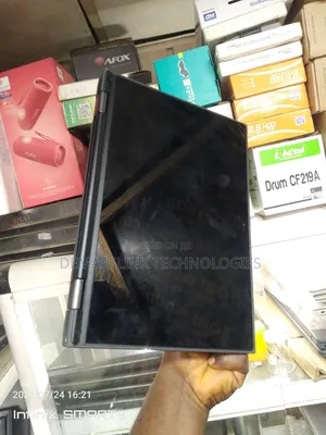 Laptop Lenovo 300e 4GB Intel Celeron SSD 128GB