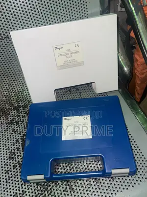 Dwyer UTG Ultrasonic Thickness Gauge – Digital Metal Thickness Tester
