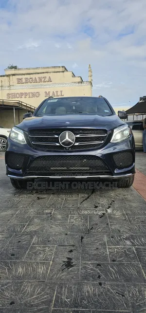 Mercedes-Benz GLE-Class 2017 Blue