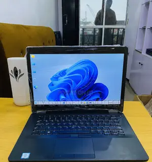 Laptop Dell Latitude E7470 8GB Intel Core i5 SSD 128GB