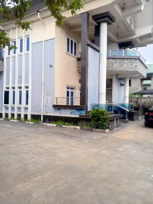 5bdrm Duplex in Commissioner, Warri for sale
