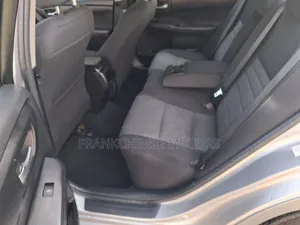 Toyota Camry 2015 Silver