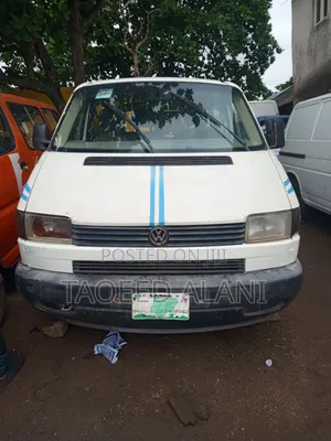 Volkswagen Transporter 2000 White
