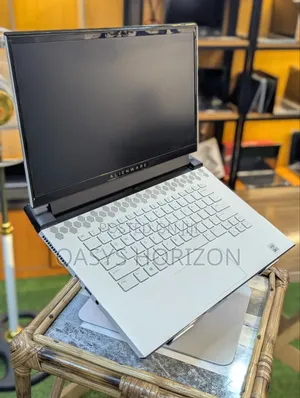 Laptop Dell Allenware M15 R5 32GB Intel Core i7 SSD 2T