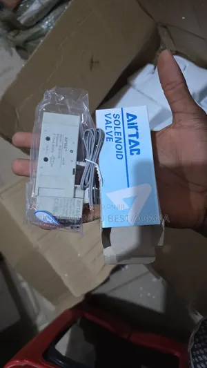 Airtac Solenoid Valve 5v210-08 1/4 24dc
