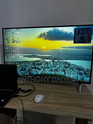 43 Inches , Ips 2022 LG Monitor