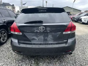 Toyota Venza AWD 2011 Gray