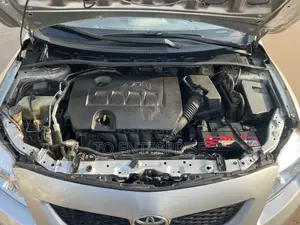 Toyota Corolla 2009 Silver